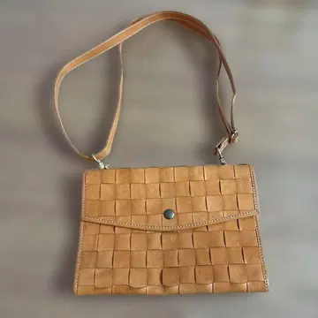 [ 새상품 ] 가죽 숄더백