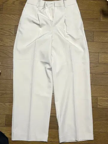 미사용 새상품 여성용 슬랙스 L 사이즈