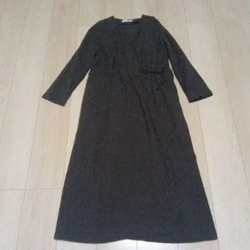 새상품급 evameva 린넨울 로브