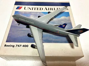 United Airlines Boeing 747-400 1/500