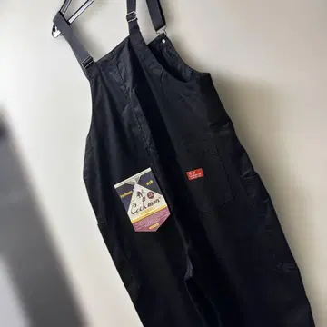 미사용 새상품 쿠쿠 오버롤 블랙 L 사이즈