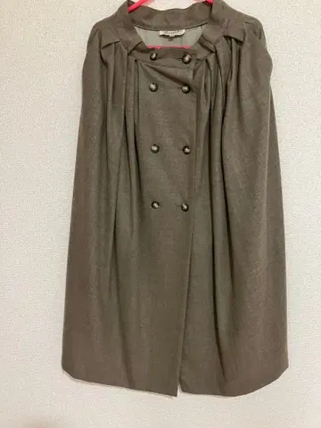 SCAPA 브라운 계열 더블 브레스트 플레어 스커트