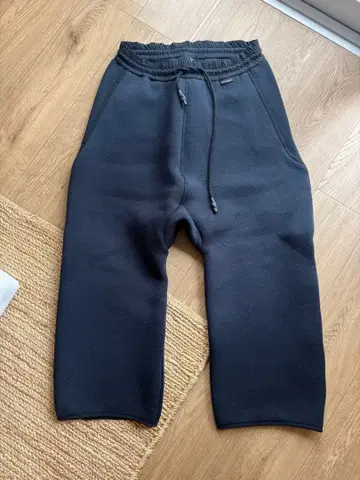 BYBORRE 니트 본딩 팬츠 Navy/Black (S)