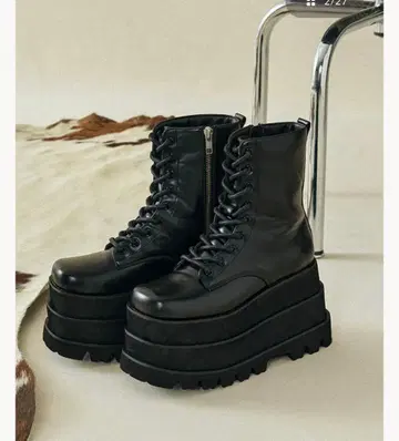 Darich 통굽 부츠 XS 한 번 착용만