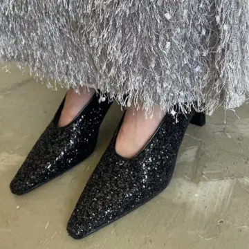 AIC. / 라메 글리터 포인트 펌프스