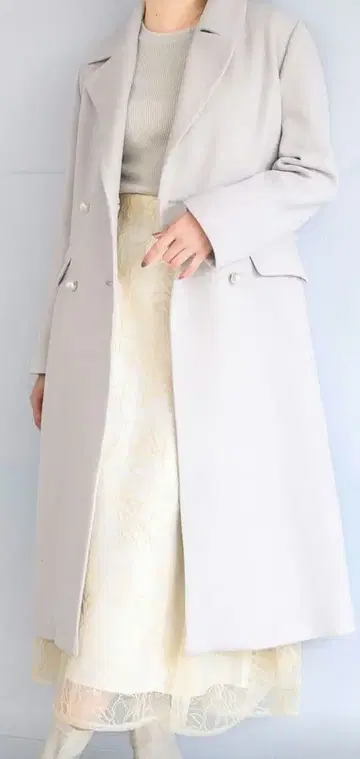 MISCH MASCH 펄 버튼 체스터 코트