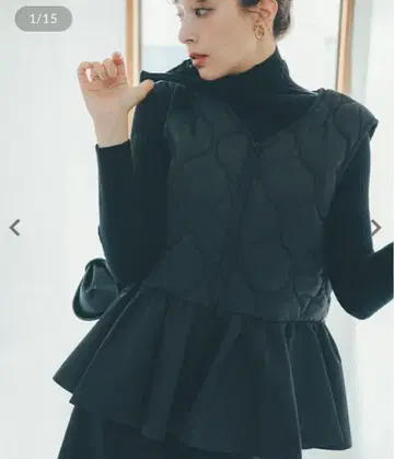 고베 레터스 페플럼 퀼팅 베스트 미사용