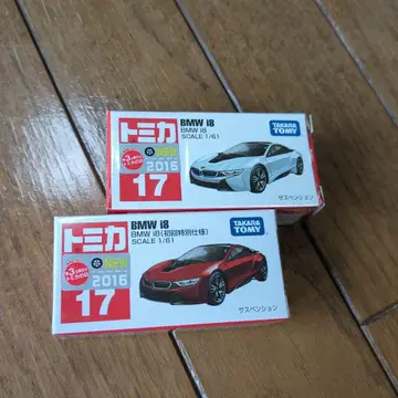 토미카 BMW i8 1/61 스케일 2016년 모델
