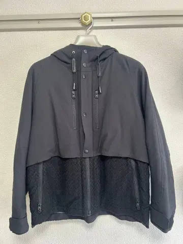 화이트 마운티니어링 마운틴 후드티