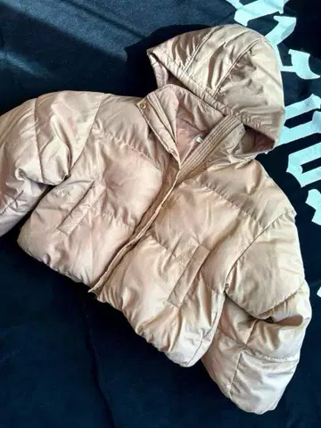 베이지 브라운 다운 자켓 숏 기장