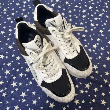 새상품급 MICHAEL MICHAEL KORS 스니커즈 부츠 24cm