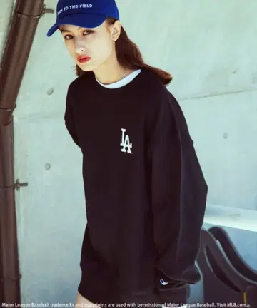 [ MLB ] 백포토 맨투맨 풀오버 블랙