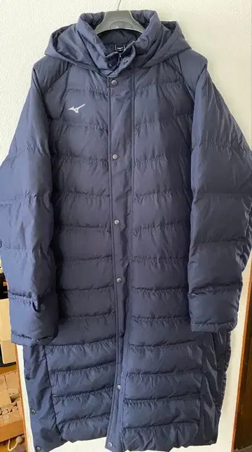 Mizuno 후드 부착 다운 벤치 코트 4L 네이비