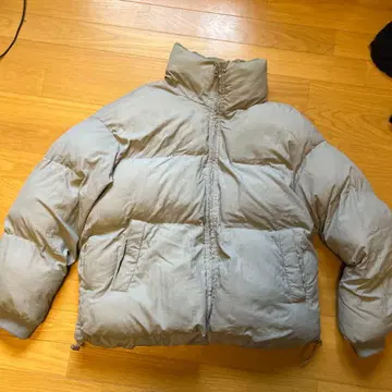 K-스타일 FEKETE 라이트 그레이 다운 자켓