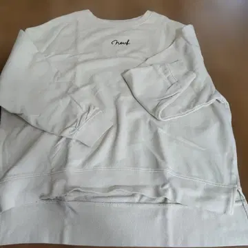 Discoat 아이보리 크루넥 트레이닝복