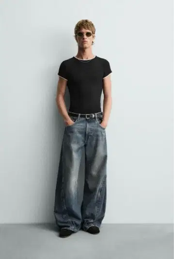 ZARA 배기 핏 트위스트 심 데님 팬츠