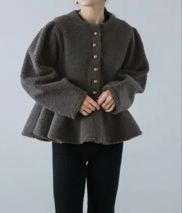 AMELY 페플럼 보아 자켓