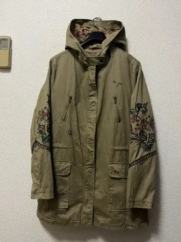 데시구알 자수 & 프린트 & 티롤리안 테이프 장식 모즈 코트 /40 카키