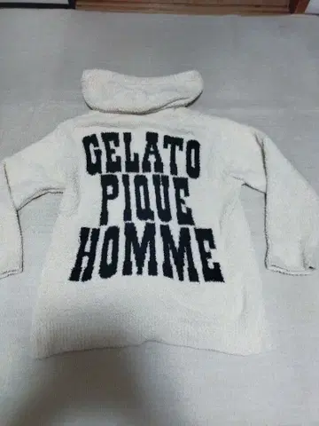 GELATO PIQUE 후드 부착 모코모코 후드티 아이보리