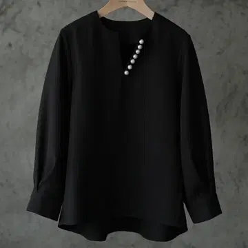 펄 장식 키넥 블라우스
