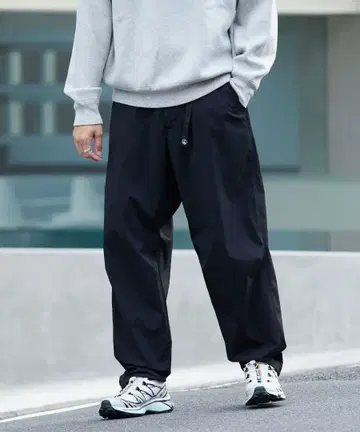 FREAK'S STORE 와이드 실루엣 나일론 클라이밍 팬츠