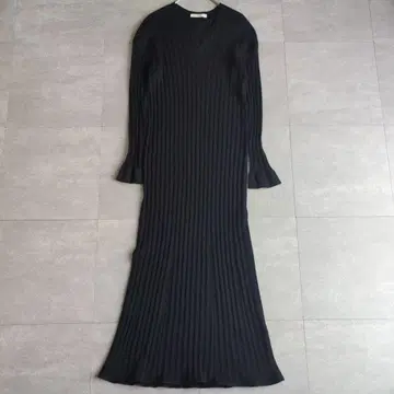 Plage 플라주 랜덤 리브 니트 V넥 롱 울 원피스