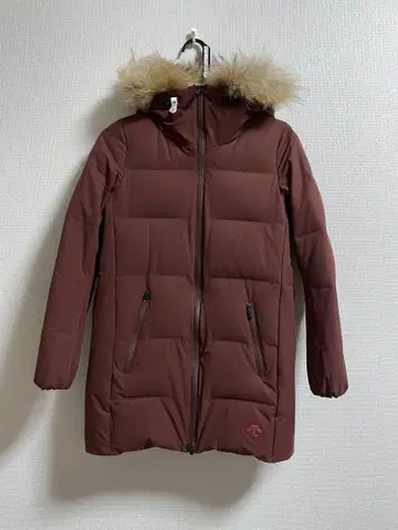 DESCENTE ALLTERRAIN 미즈사와 다운 하프 코트