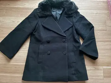 새상품 스나이델 퍼(fur) 포함 블랙 피 코트