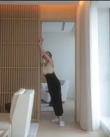 melt the lady stitch line one piece 화이트