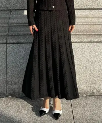 케이블 니트 스커트