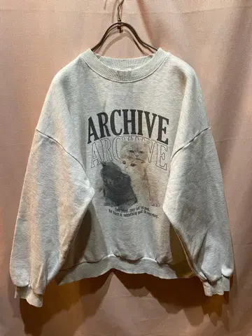 ARCHIVE 고양이 프린트 오버 사이즈 맨투맨 3마리 고양이