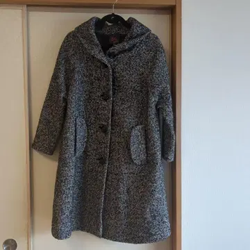 야스에카터 롱 코트 새상품급