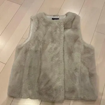 ZARA 인조 모피 베스트 11-12 사이즈