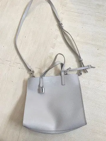 MARC JACOBS 그레이 가죽 숄더백