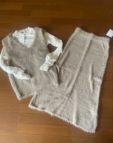 셋업 퍼 베스트 스커트 Petit Fleur