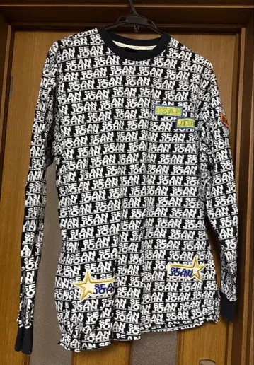 Sean John 로고 프린트 긴팔 티셔츠