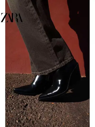 ZARA 블랙 사이드 고어 부츠
