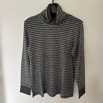 mi deu 그레이와 블랙 스트라이프 터틀넥 긴팔
