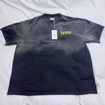 SOMEWHERE VANDYTHEPINK T셔츠 새상품 블랙