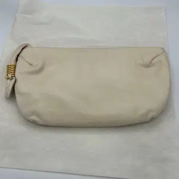 펠레보르사 천연 가죽 클러치백 아이보리 계열