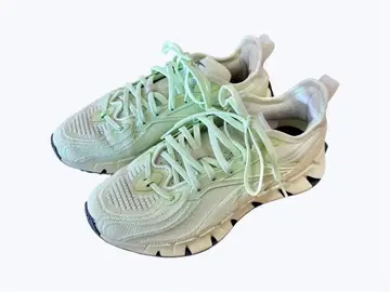 Reebok ZIG KINETICA 3 러닝화