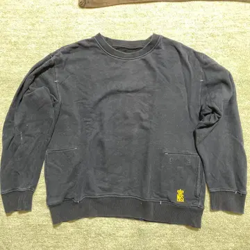 MBS 로고 크루넥 맨투맨 블랙