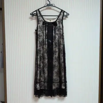 레쎄 파쎄 블랙 레이스 슬리브리스 원피스