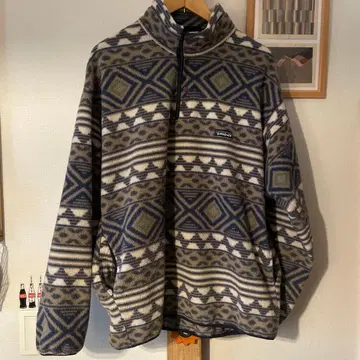 파타고니아 신틸라 L 사이즈 올 패턴 플리스 USA제