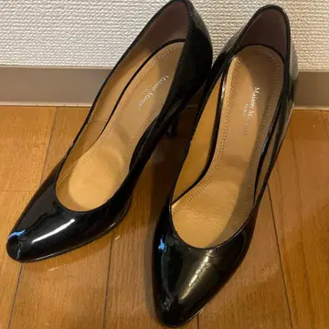 Maison Marjiera 에나멜 펌프스 하이힐