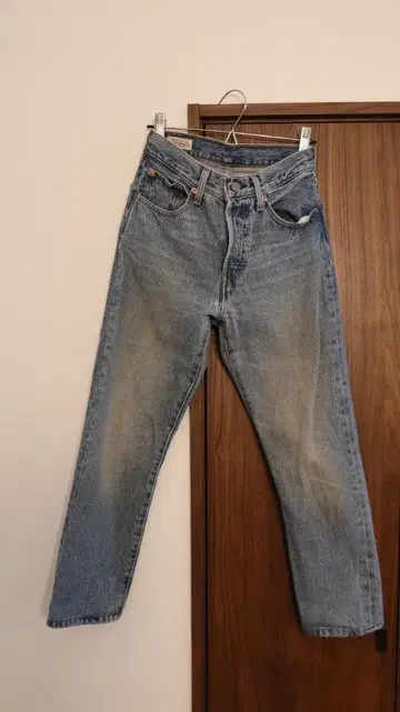 [새상품급] LEVI'S 501 크롭 하이라이즈 청바지