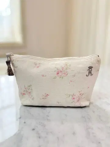 레이첼 애쉬웰 샤비 시크 작은 꽃 파우치 태슬 론 헤르만