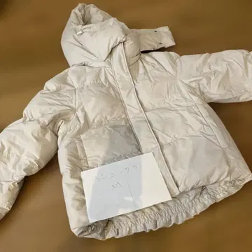 화이트 다운 자켓 M 사이즈