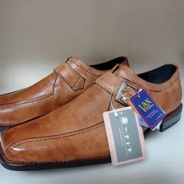 브라운 가죽 드레스 슈즈 버클 포함