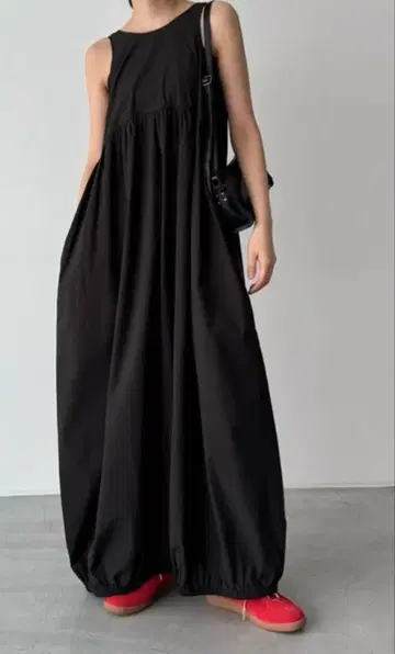 RED CHOP WORKS 코튼 벌룬 원피스